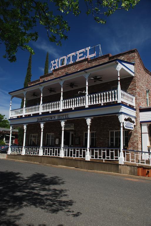 Jamestown Hotel الغرفة الصورة